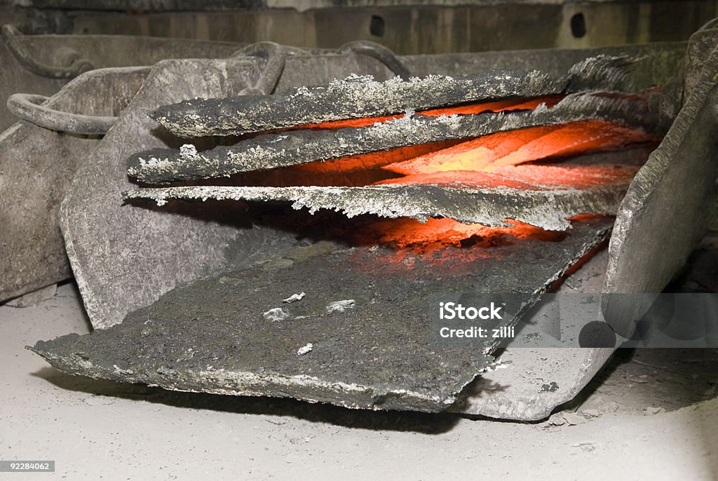 Silicon metales ferrosos - Foto de stock de Metal fundido libre de derechos