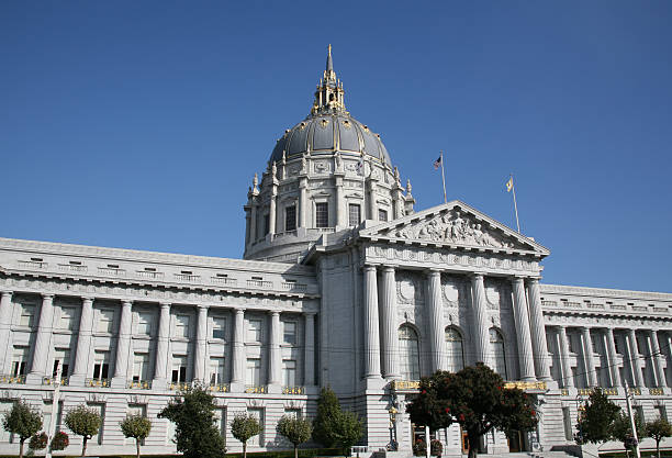 istock San Francisco City Hall, California, USA 92285036