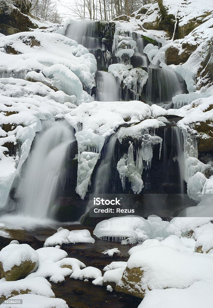 冬の滝 - しぶきのロイヤリティフリーストックフォト