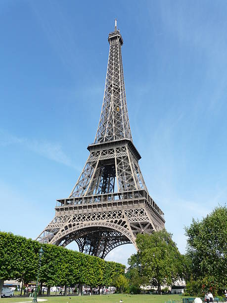 istock Eiffel tower in Paris, France 92287010