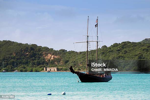 Pirate Ship - Fotografias de stock e mais imagens de Caraíbas - Caraíbas, Tall Ship, Ancorado