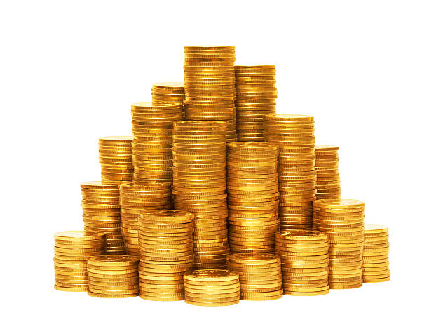 pirâmide de moedas. - coin currency stack gold - fotografias e filmes do acervo