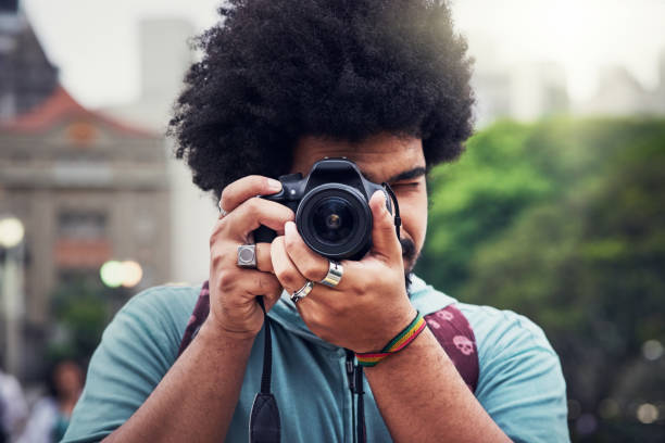 istock Capturing the city his way 922883336