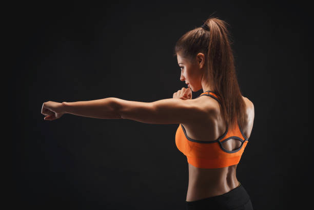 istock Athletic woman preparing for fight 922886428