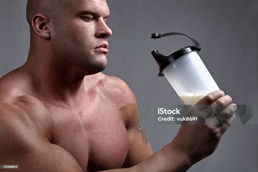 Singer mit protein-shake - Lizenzfrei Steroid Stock-Foto