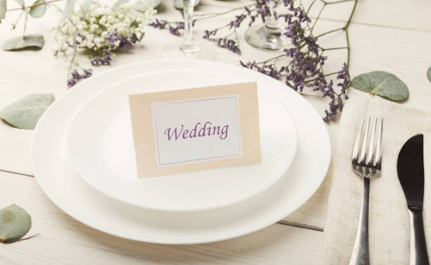 istock Card with word wedding on white plate 922890274