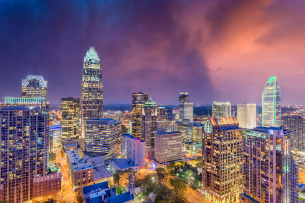 istock Charlotte, North Carolina Skyline 922894666