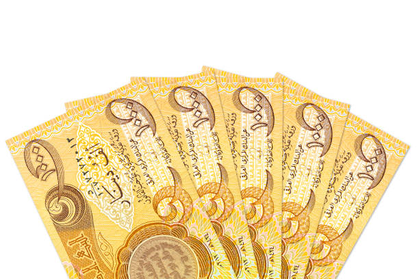 istock some 1000 iraqi dinar bank notes obverse 922901338