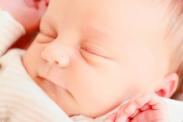 istock Sleeping Baby Girl 922907632