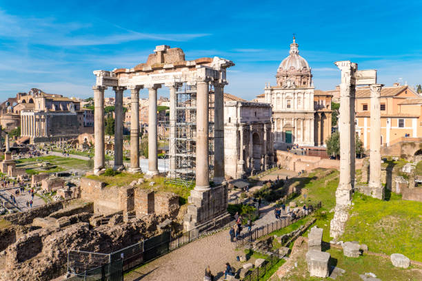 istock Rome's Roman Forum landmark ruins 922908144