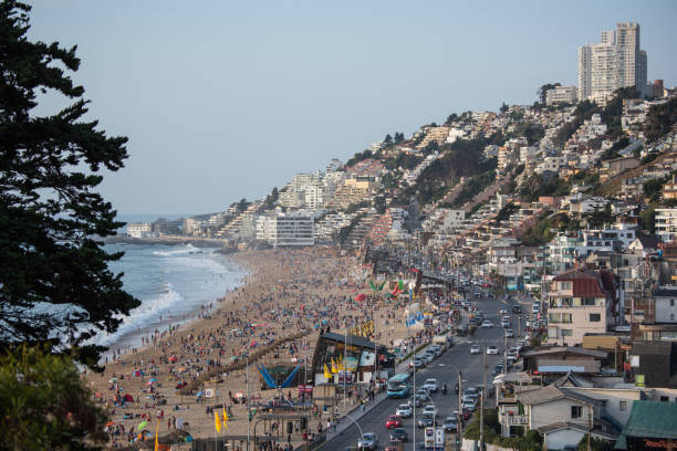 istock Vina del Mar beach and village 922946466