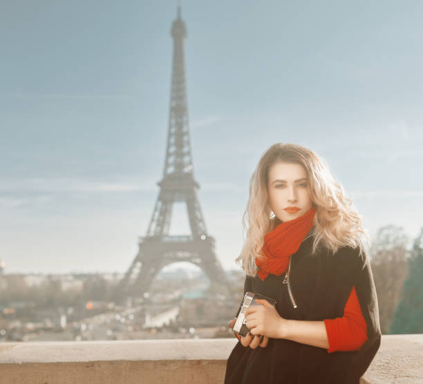 istock tourist woman in Paris 922965490
