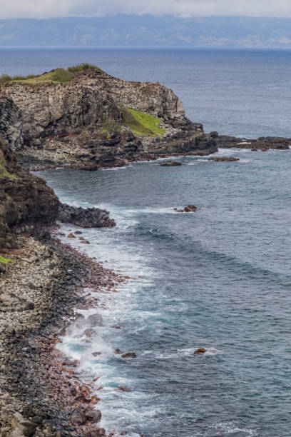 istock Scenic North Maui Coastline 922968698