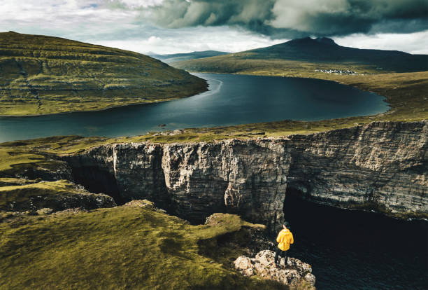istock Sorvagsvatn cliffs at faroe islands 922968700