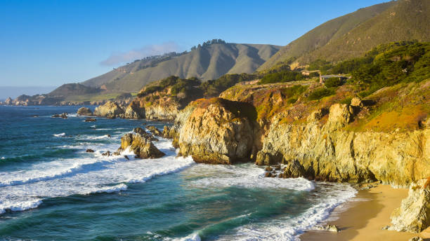 istock Beautiful California Coast 923010042
