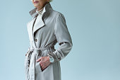 dame-im-trenchcoat.jpg?b=1&s=170x170&k=20&c=8JiXn19Yu-fwE9-iRncYOrfNkOkiVCHxrSGDqZdh_vY=