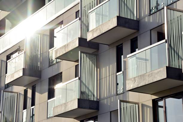 istock Facade of a modern apartment building. 923079164
