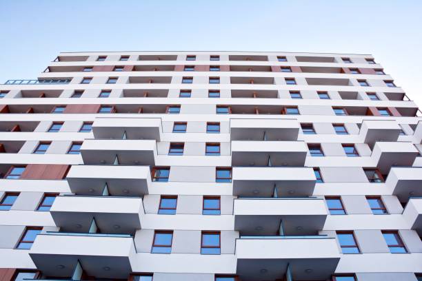 istock Facade of a modern apartment building. 923085160