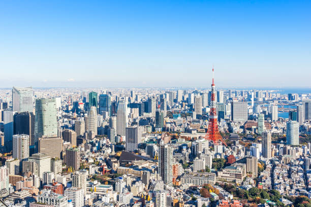 全景現代城市地平線鳥瞰東京塔 - 六本木新城 個照片及圖片檔