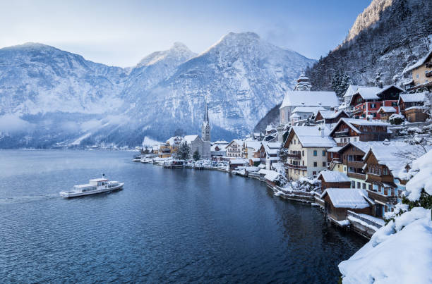 istock Hallstatt in winter, Salzkammergut, Austria 923117508