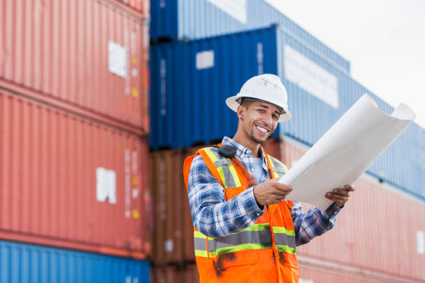 istock Mixed-race Hispanic man working at shipping port 923129822
