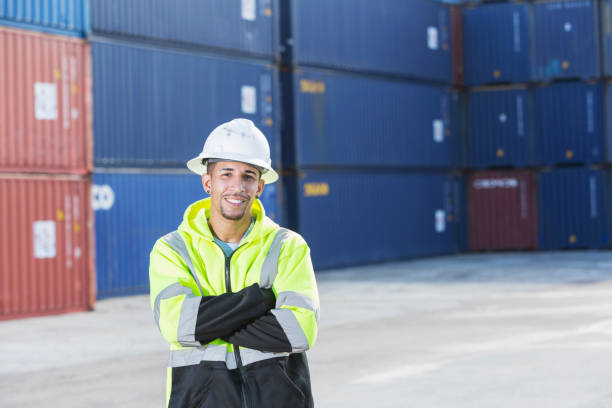 istock Mixed-race Hispanic man working at shipping port 923130054