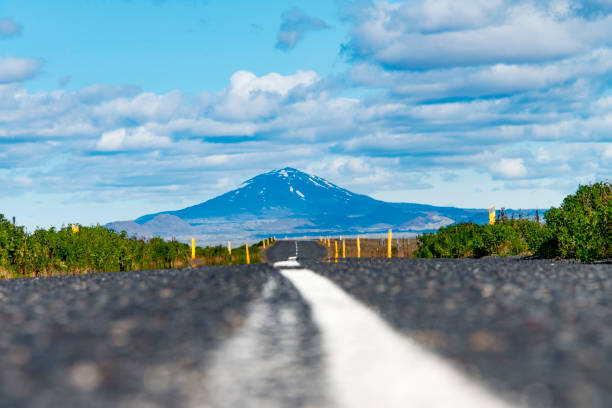 istock Country road in Iceland 923133368