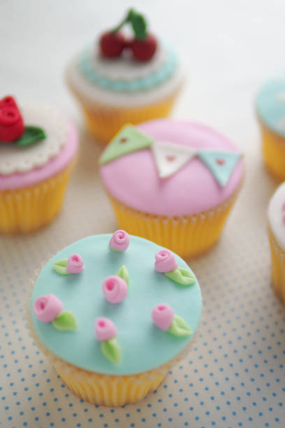 istock Homemade fondant cupcakes. 923290112