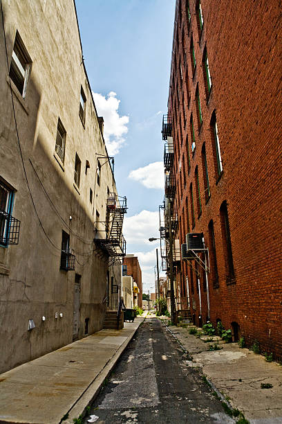 istock Philadelphia alley 92334993