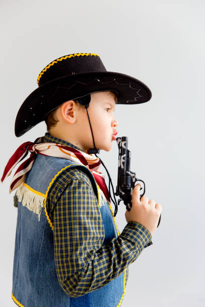 istock Boy in a cowboy costume 923393984