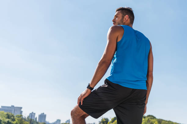 istock sportsman with smart watch 923437954