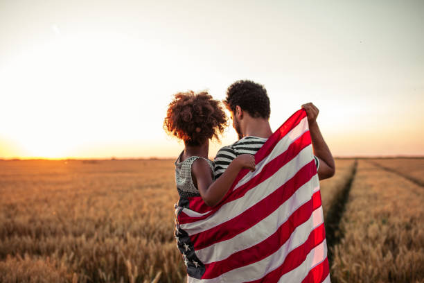 istock Celebrating American holiday 923441100