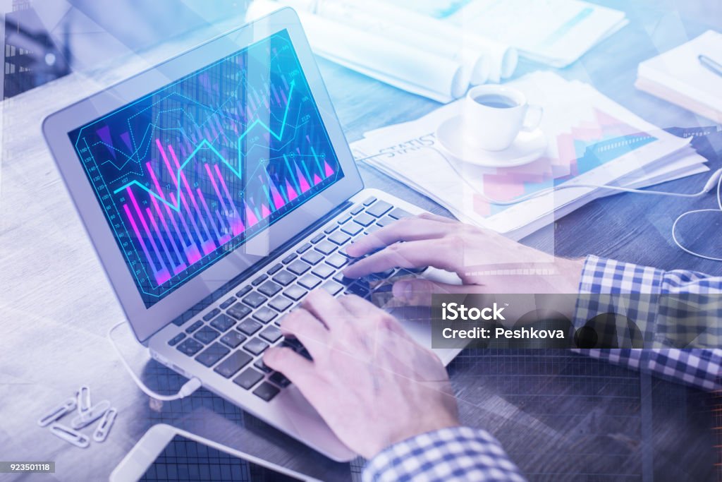 Finanzen, Bericht und Investment-Konzept - Lizenzfrei Analysieren Stock-Foto