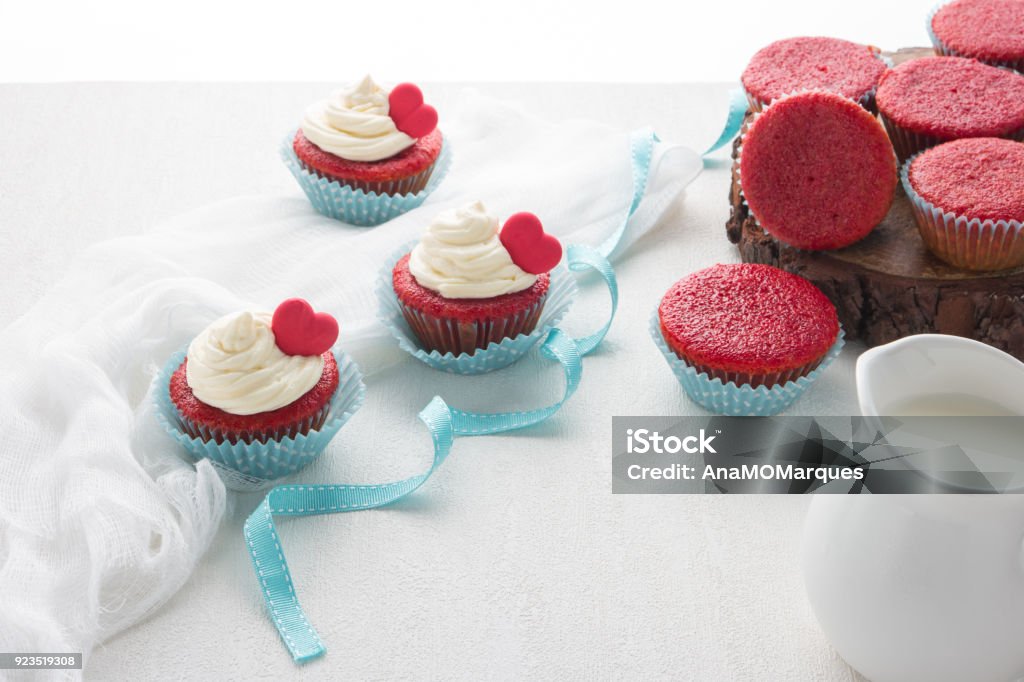 Herz-Muffins zum Valentinstag - Lizenzfrei Chenopodiacea Stock-Foto