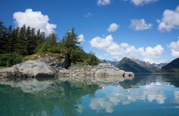 istock Summer by kayak in Southeast Alaska 923559734