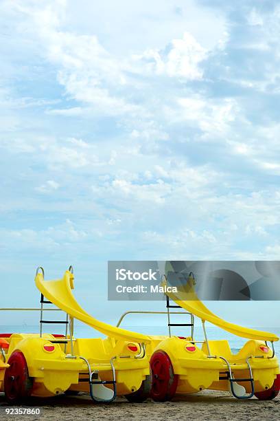 Vacaciones Foto de stock y más banco de imágenes de Actividades recreativas - Actividades recreativas, Aire libre, Amarillo - Color