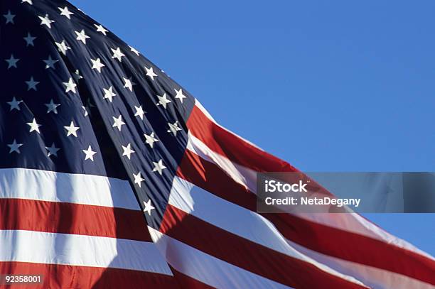 Bandeira Dos Estados Unidos Da América - Fotografias de stock e mais imagens de Bandeira dos Estados Unidos da América - Bandeira dos Estados Unidos da América, 4 de Julho, Ao Ar Livre