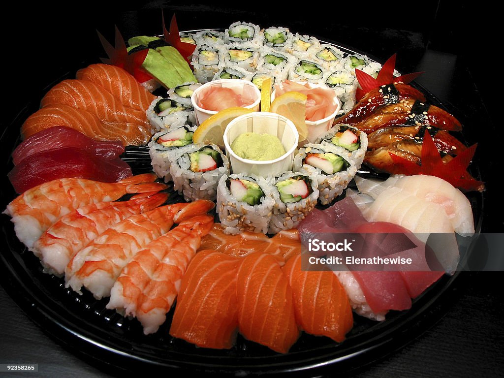 Vassoio di Sushi - Foto stock royalty-free di Asia