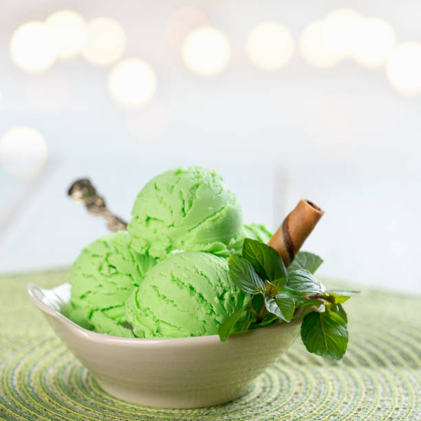 istock Close up green ice cream 923608480