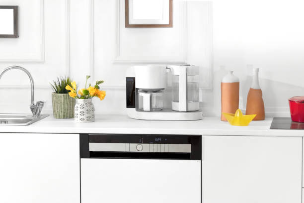 istock Beautiful white kitchen in new luxury home 923613540
