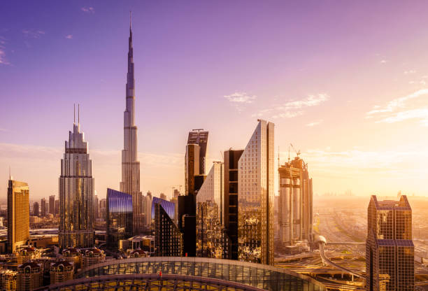 dubai horizonte del centro de la ciudad - dubai fotografías e imágenes de stock