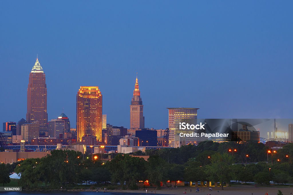 Miasto w Zmierzch - Zbiór zdjęć royalty-free (Cleveland - Stan Ohio)