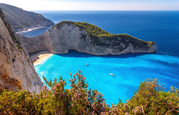 istock Shipwreck beach - Zakynthos, Greece. 923649866