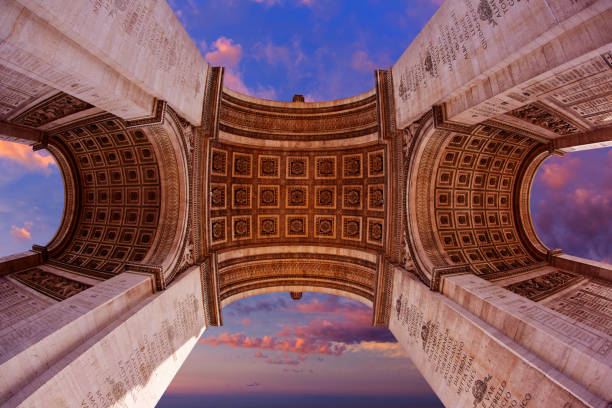 istock Arc de Triomphe in Paris Arch of Triumph 923653698