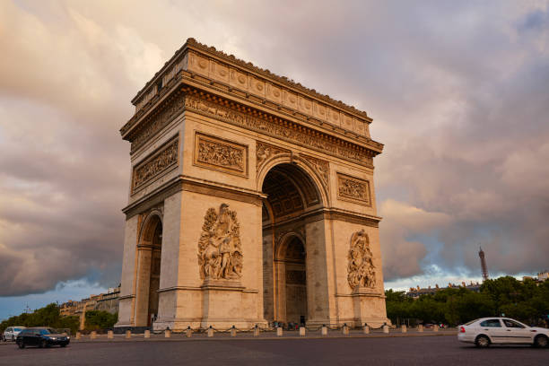 istock Arc de Triomphe in Paris Arch of Triumph 923656184
