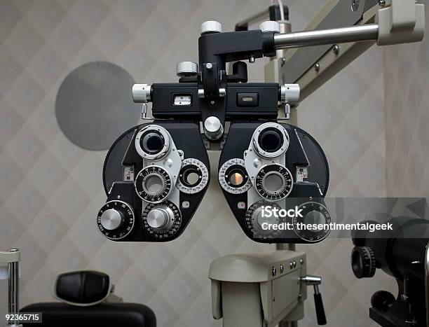 Optometry Equipo Foto de stock y más banco de imágenes de Aparato de prueba ocular - Aparato de prueba ocular, Artículo médico, Asistencia sanitaria y medicina