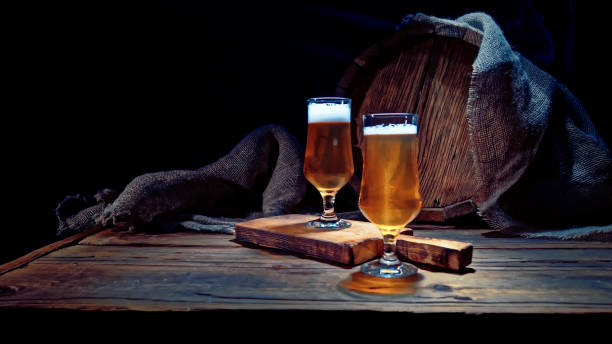 istock Beer next to the barrel 923660040