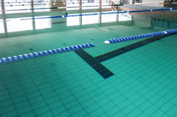 istock Straps in Big Olympic Swimming Pool 923675300