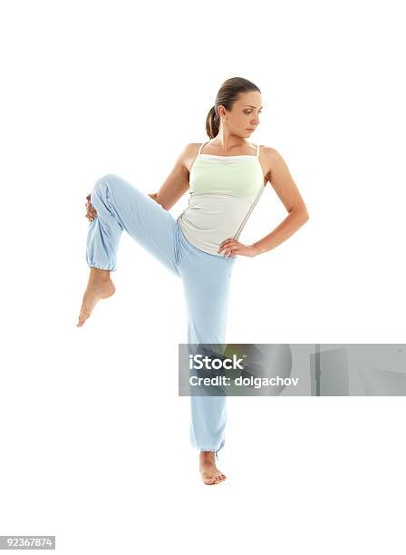 Yoga Stehend4 Stockfoto und mehr Bilder von Abnehmen - Abnehmen, Attraktive Frau, Barfuß
