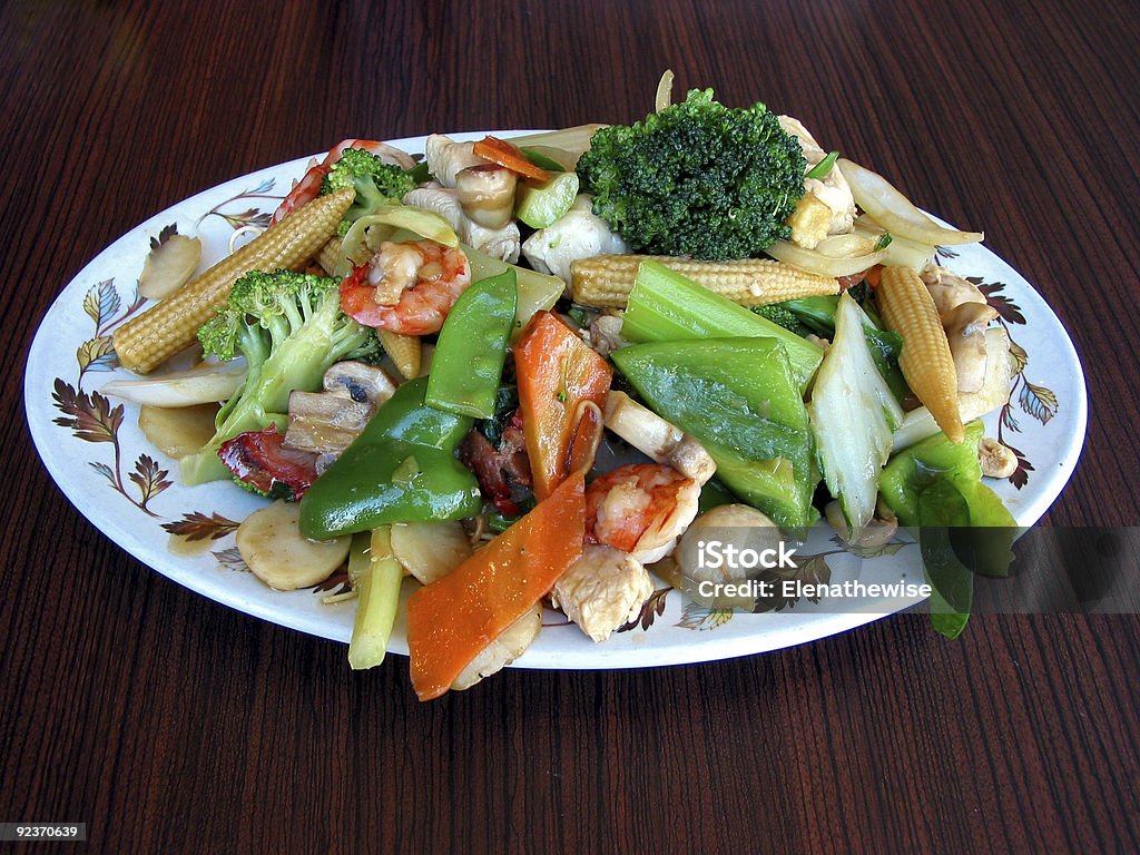 Chow mein - Foto de stock de Abundância royalty-free